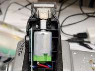 That's hilarious!  All those hair fragments after only one use.  I guess Wahl is not concerned.
