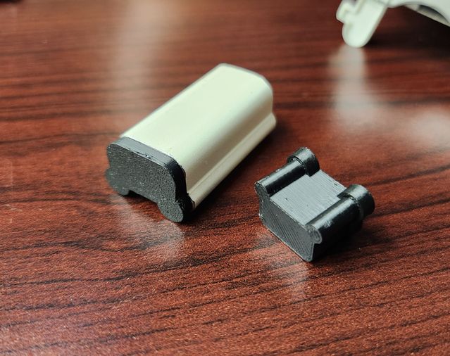 The end plug for Wiremold.